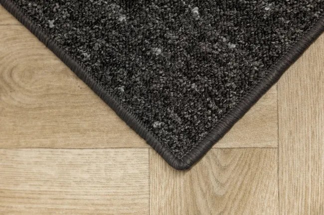 Metrážny koberec Zembla 78 grafitový