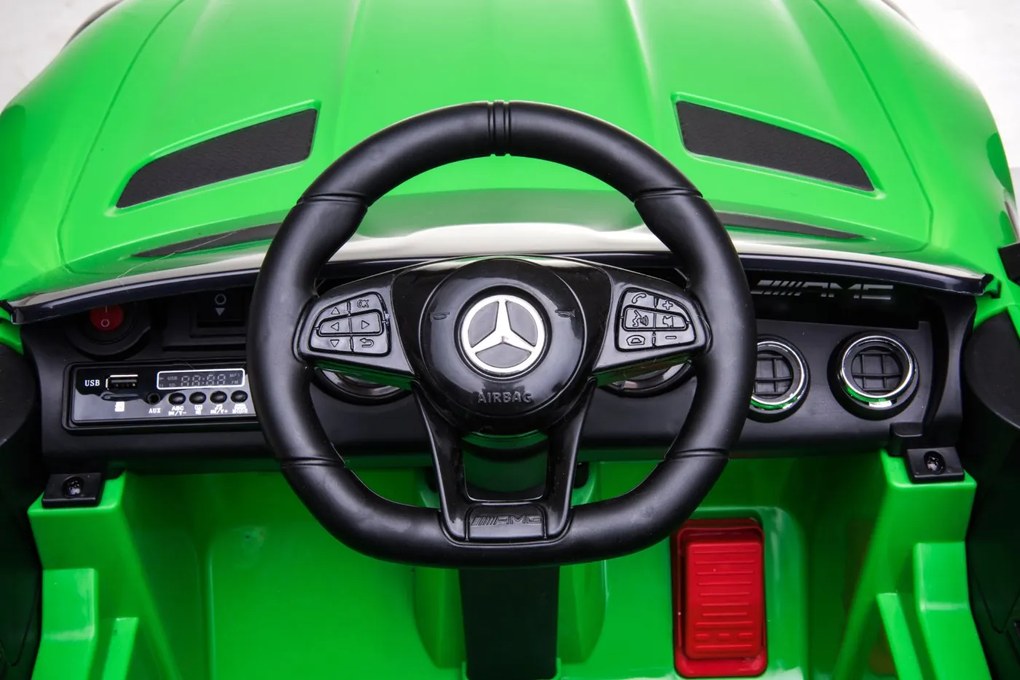 Detské elektrické autíčko na diaľkové ovládanie BestBerg BBCC-10G - Mercedes-Benz AMG GT R / od 3 rokov / nosnosť 25 kg / zelené