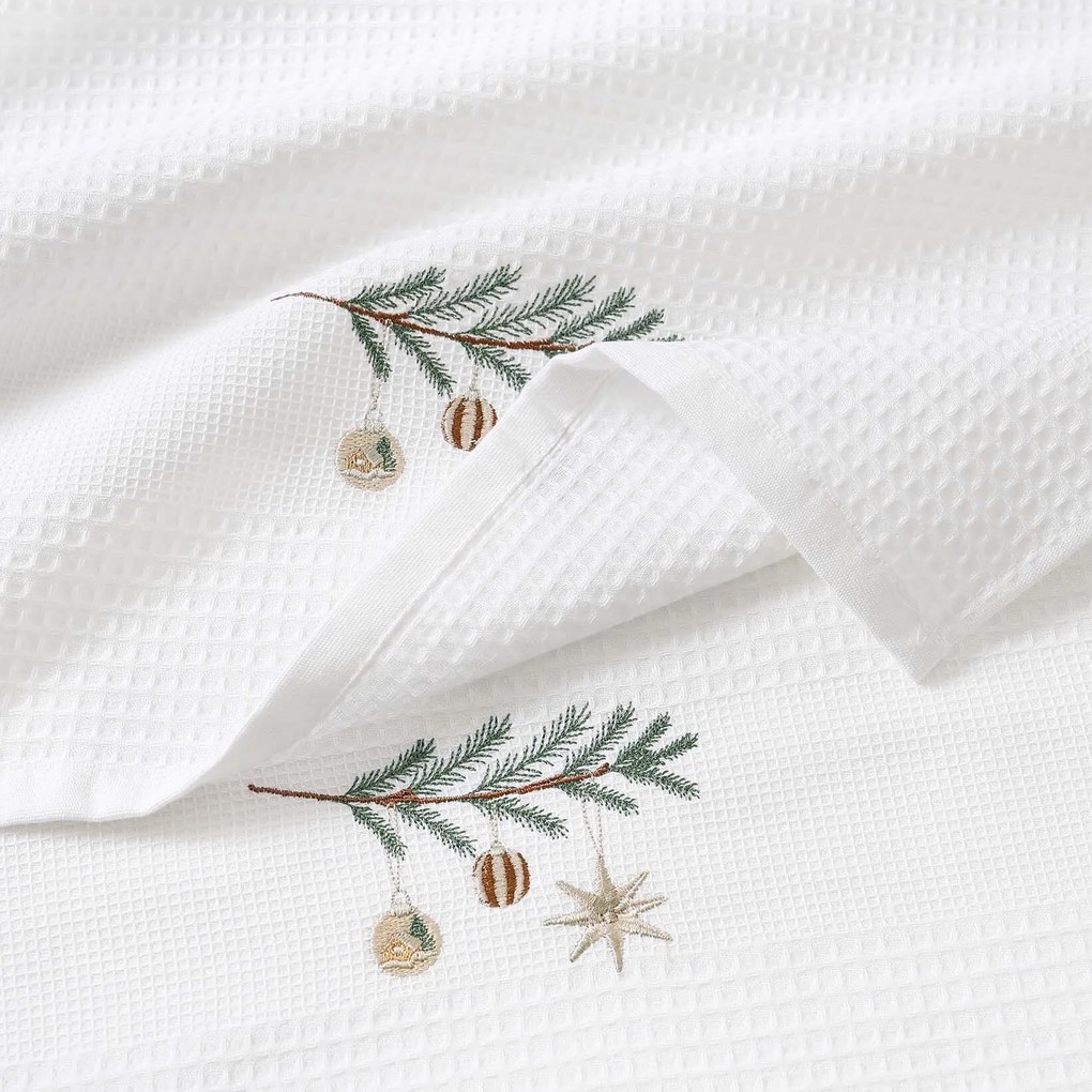 Goldea vianočná kuchynská vaflová utierka s výšivkou - baňky na vetve na bielom 50 x 70 cm
