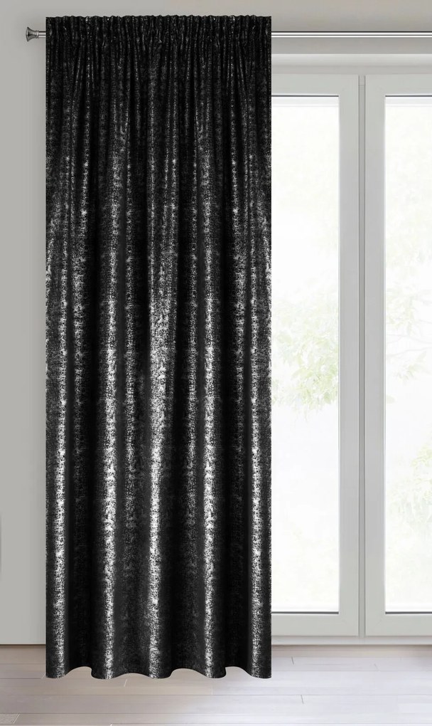 ZATEMŇOVACÍ ZÁVES NA PÁSKE CYPRUS 140X270 CM ČIERNA