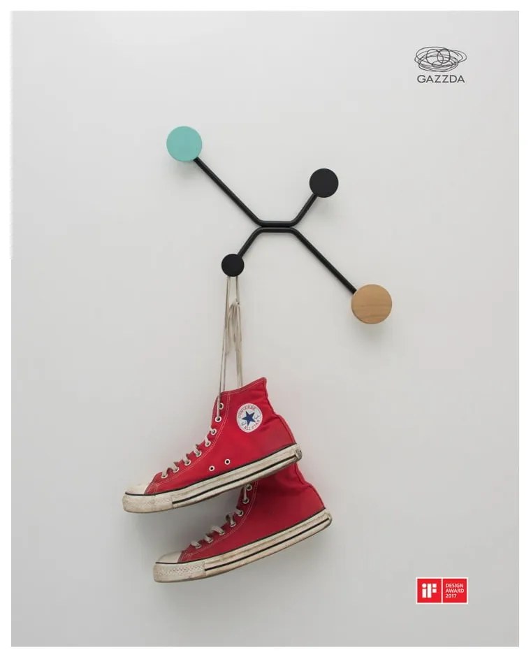 Čierny nástenný vešiak s mentolovozeleným detailom Gazzda Hook