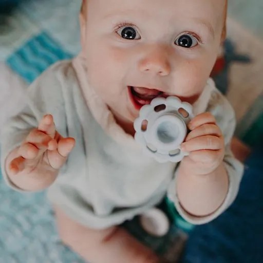 Skladacia pyramída s hryzadielkami, oceán