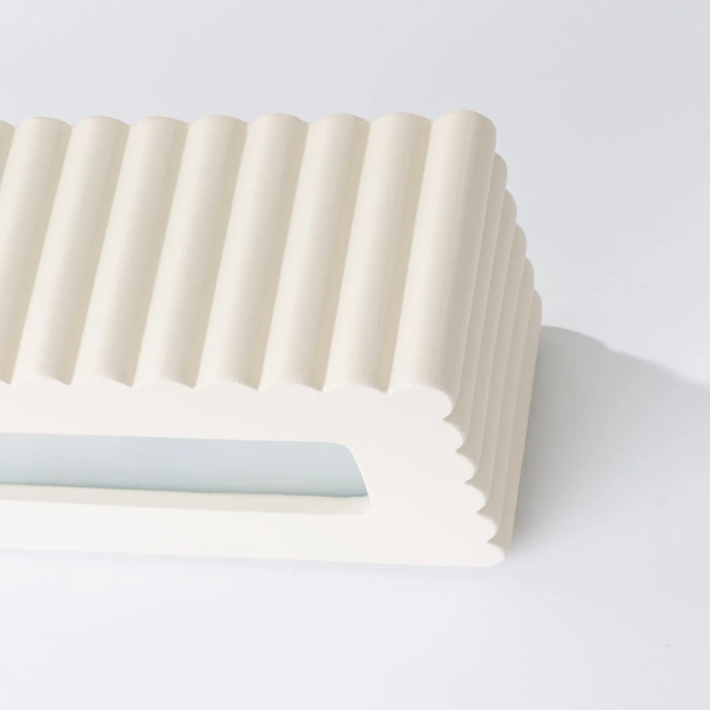 Nástenné svietidlo Rigata, 1x béžové keramické tienidlo