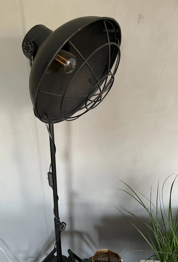 Industriálna lampa DEOGHAR | PROXIMA.store