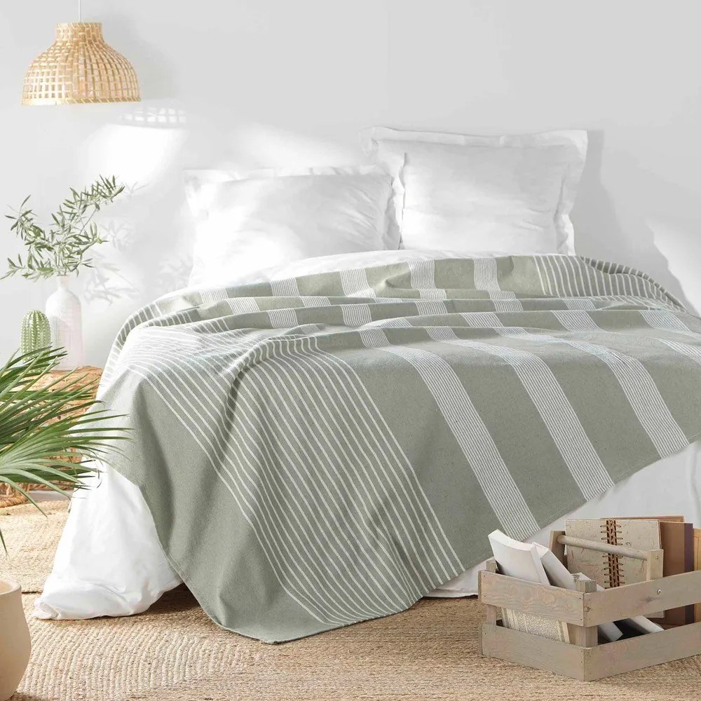 Zelený pléd 240x260 cm Adele – douceur d'intérieur