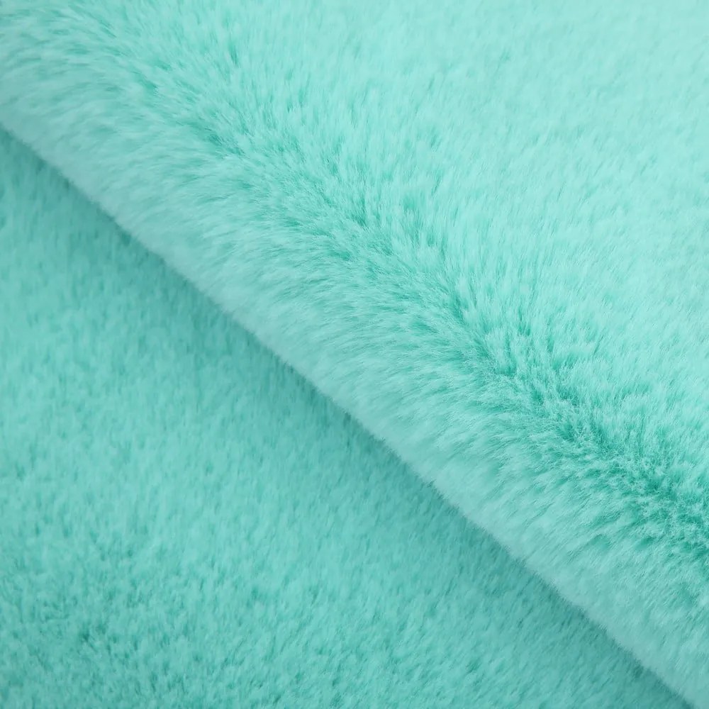 Syntetická kožušina v mentolovej farbe 60x180 cm Caty – Ayyildiz Carpets