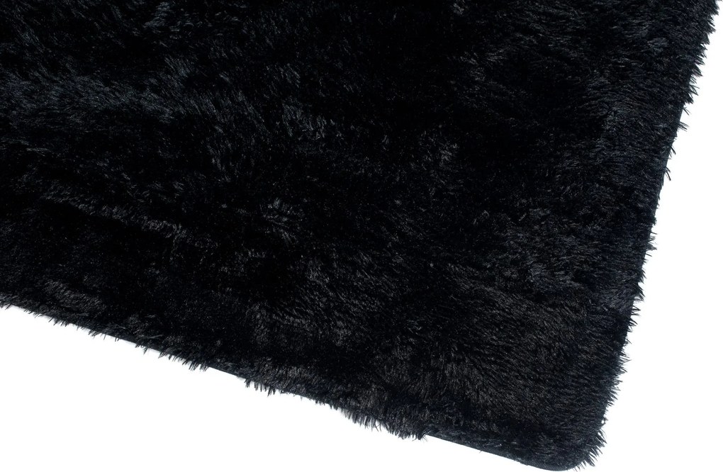 TA Koberec ČIERNE HODVÁBNE VLÁKNO Rozmer: 160x230 cm