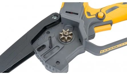 Profi akumulátorová píla PM-MPA-2AHM za super cenu PM1335