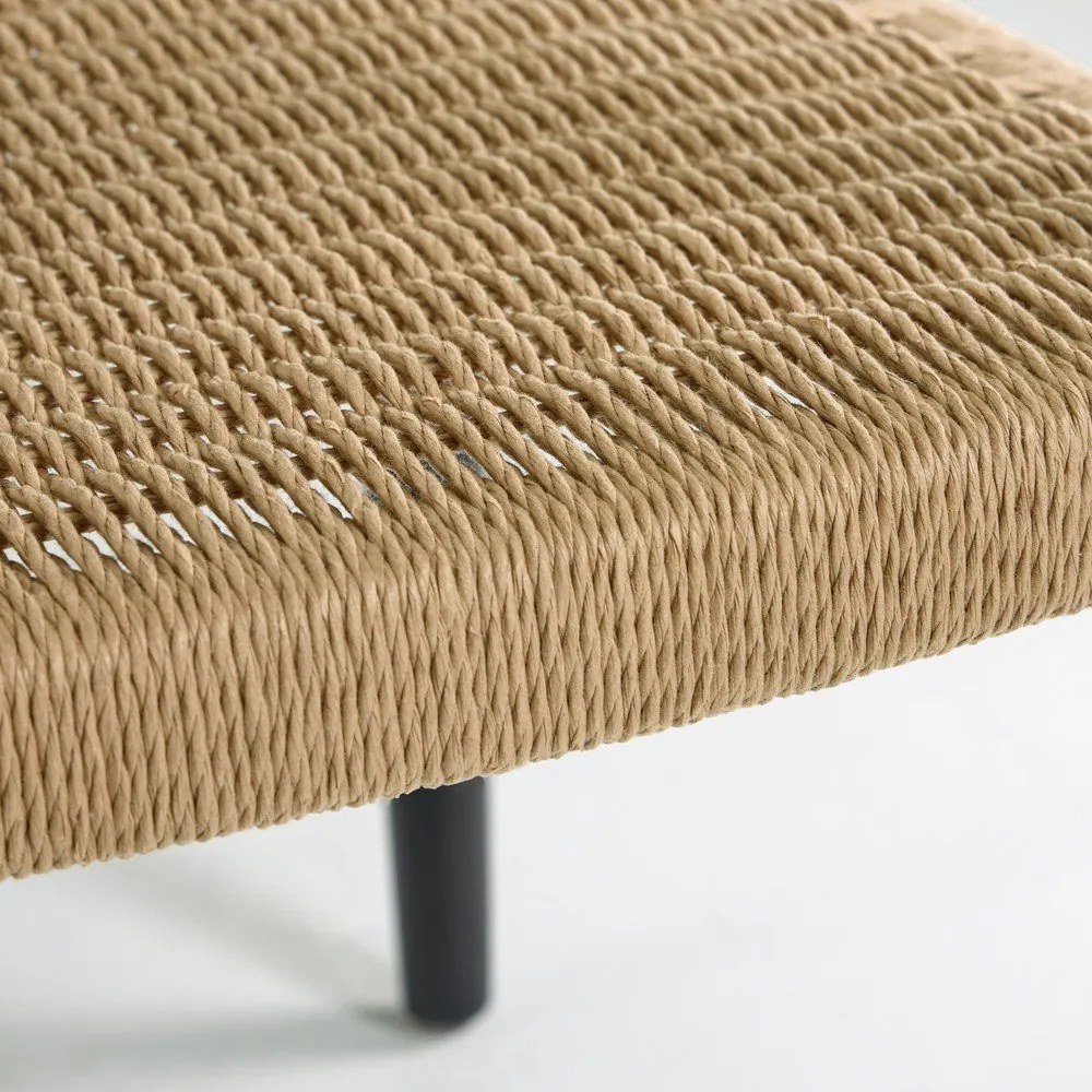 Béžovo-čierna záhradná stolička z eukalytového dreva Kave Home Glynis