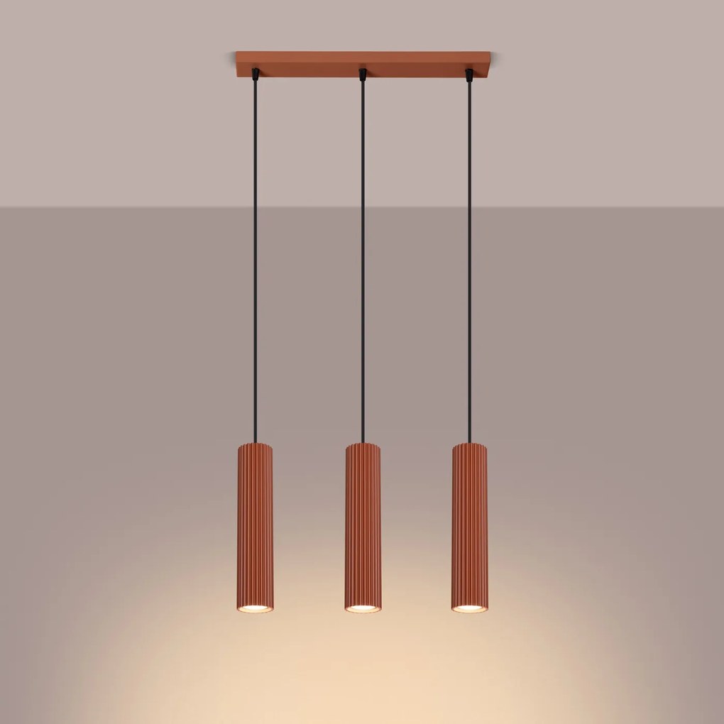 Závesné svietidlo Karbon, 3x okrovo červené kovové tienidlo