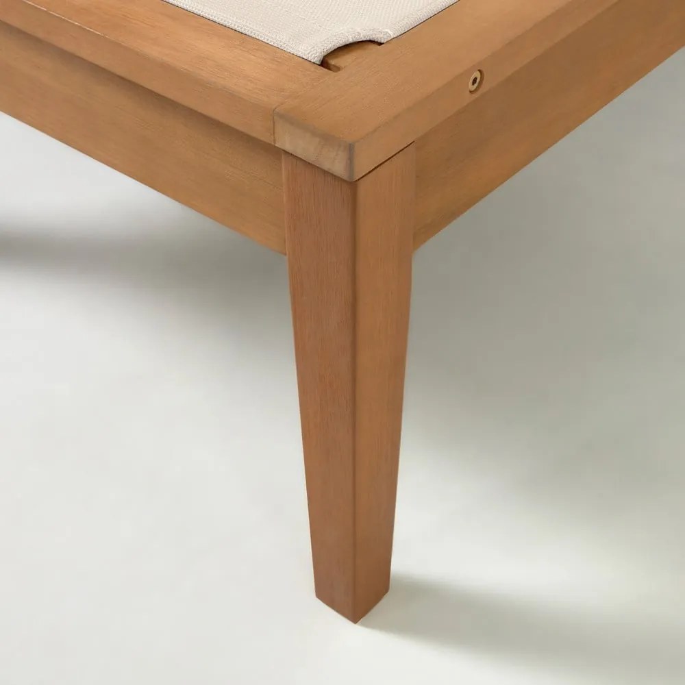 Béžové záhradné ležadlo z eukalyptového dreva Kave Home Caterin