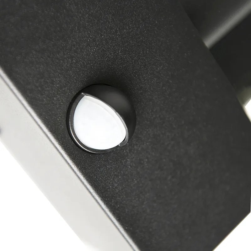 Vonkajšia nástenná lampa čierna s pohybovým senzorom IP44 - Rotterdam