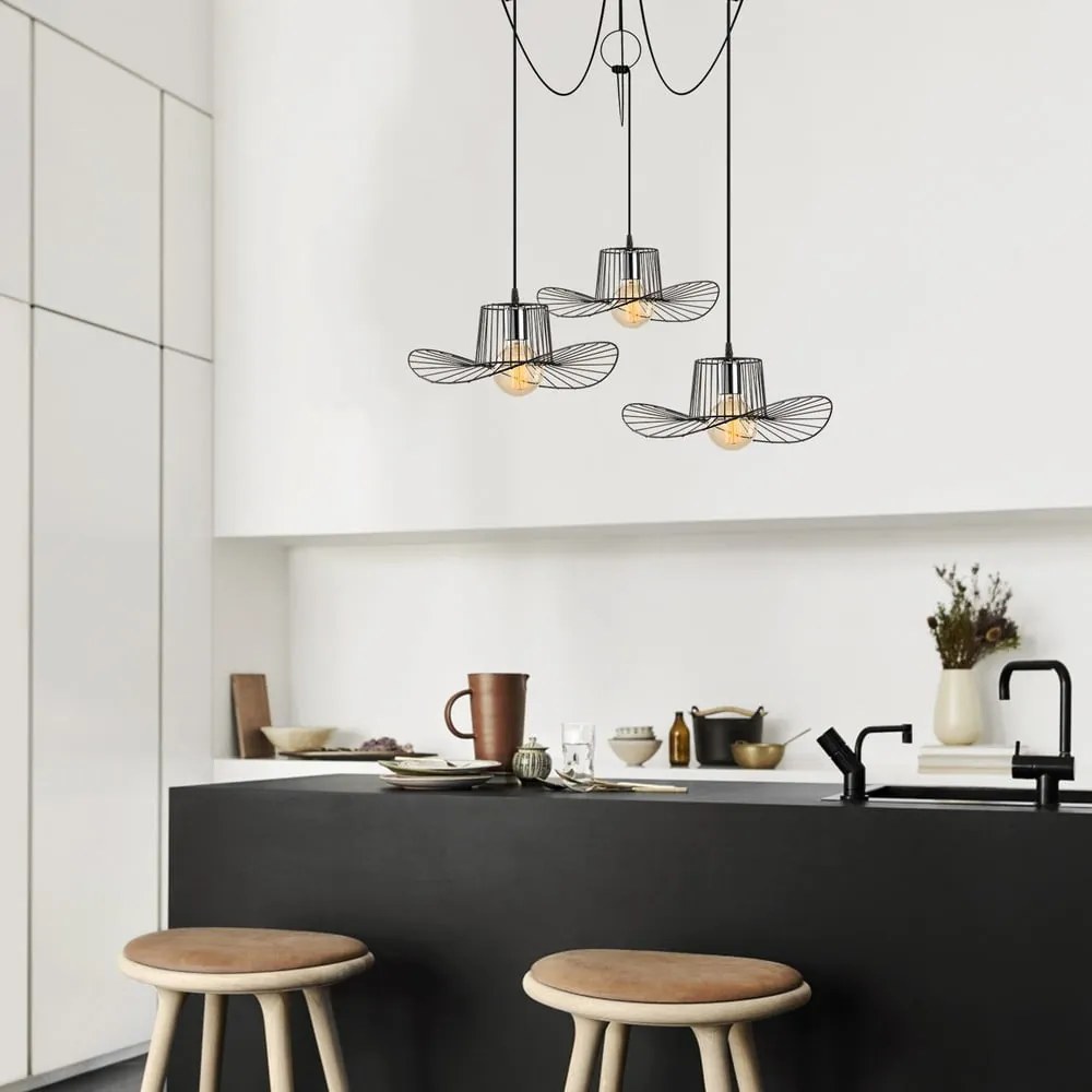 Čierne závesné svietidlo pre 3 žiarovky Opviq lights Tel Hat