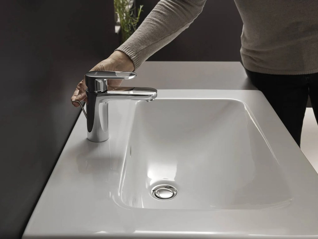 Hansgrohe Vernis Blend, umývadlová batéria 100 s kovovou odtokovou súpravou s tiahlom, EcoSmart, chrómová, 71559000