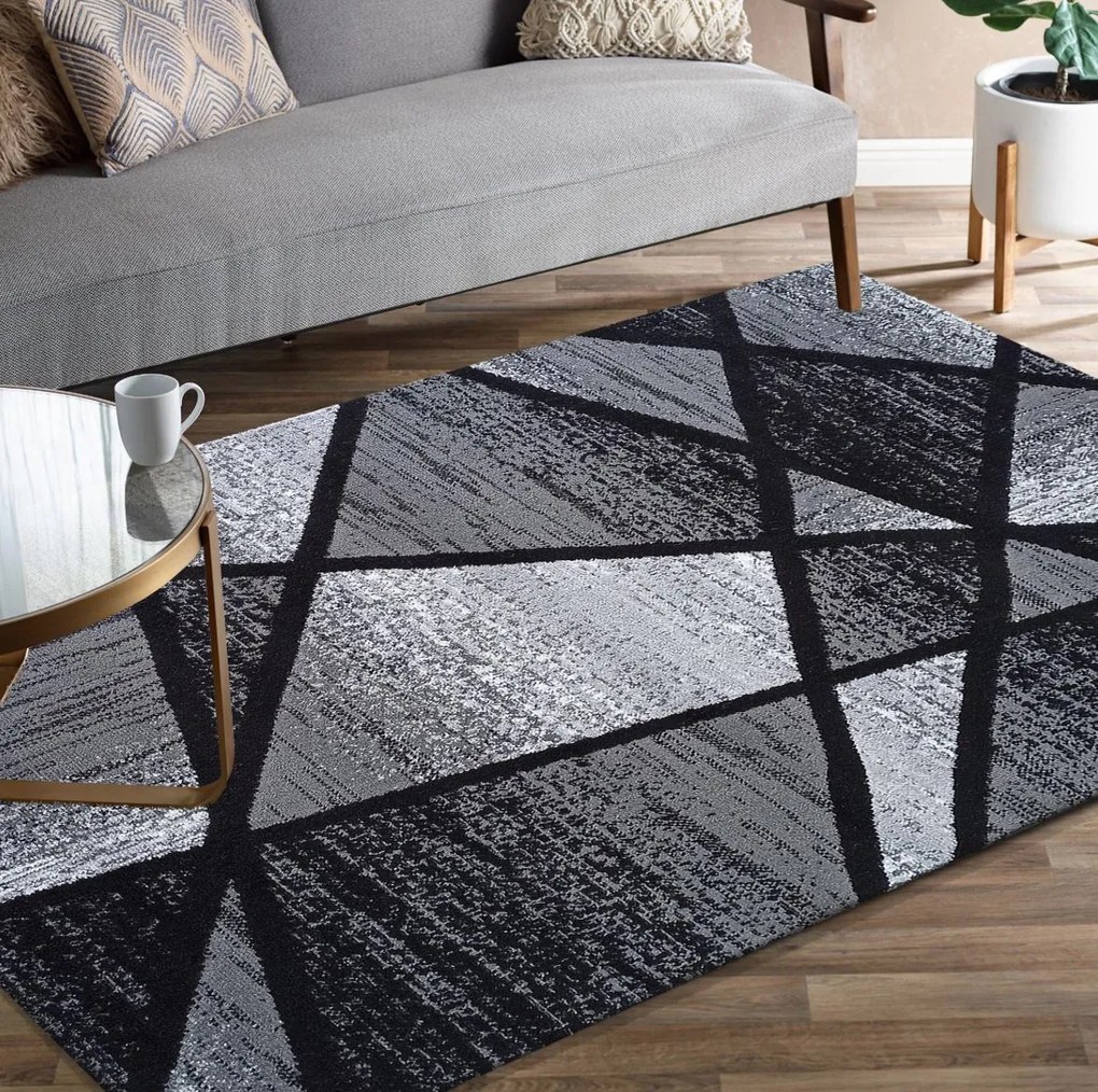 Kusový koberec HASTE Geometria - čierny