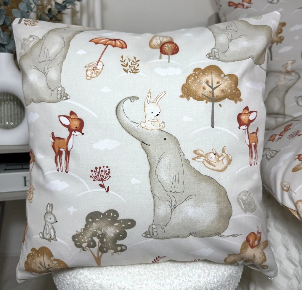 INTERMEDIC SK Vankúšová obliečka 40×40 – Zvieratkový svet sivá, 100 % bavlna