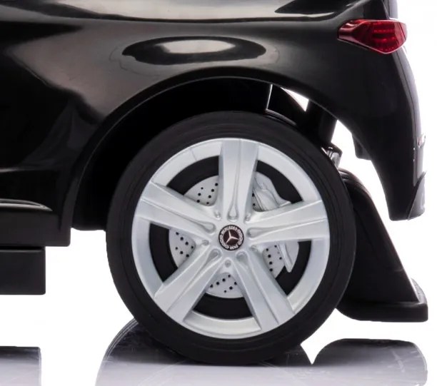 Odrážadlo MERCEDES C-Class Deluxe čierne