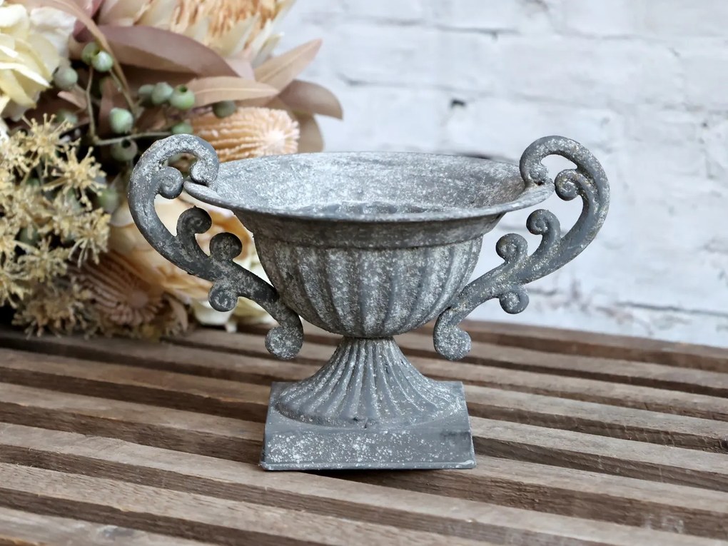 Dekoračná plechová miska na nohe Walter - 21*16*12cm