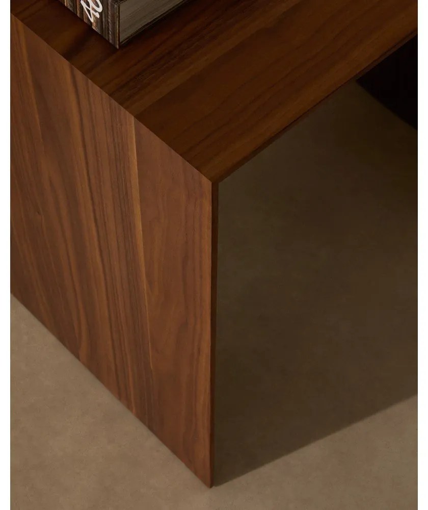 Odkladací stolík v dekore orecha 40x55 cm Litto – Kave Home