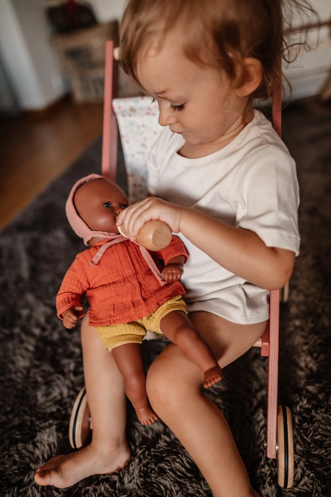 Baby Pomea - bábika Yellow