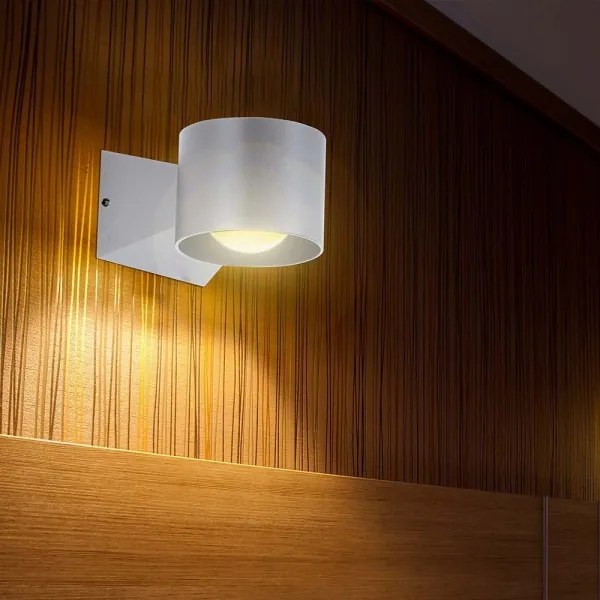 LED Vonkajšie nástenné svietidlo LED/5W/230V 4000K IP65 biela