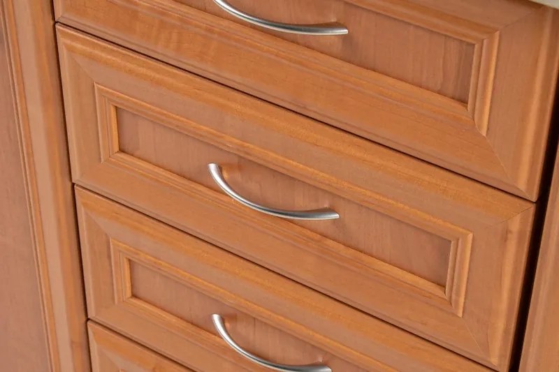 Kredenc II Ramiak 120 s osvetlením, jelša (sklo oblúčik, u10 satyna, marmur lux)