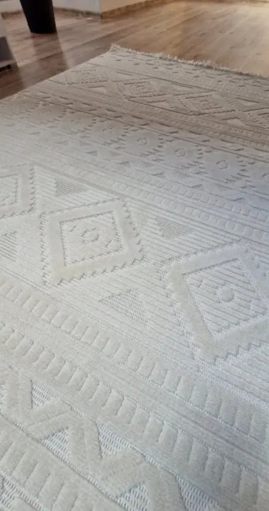 HU Krémovo, béžový moderný koberec TWIST CREAM 23929A Rozmer: 120x170 cm