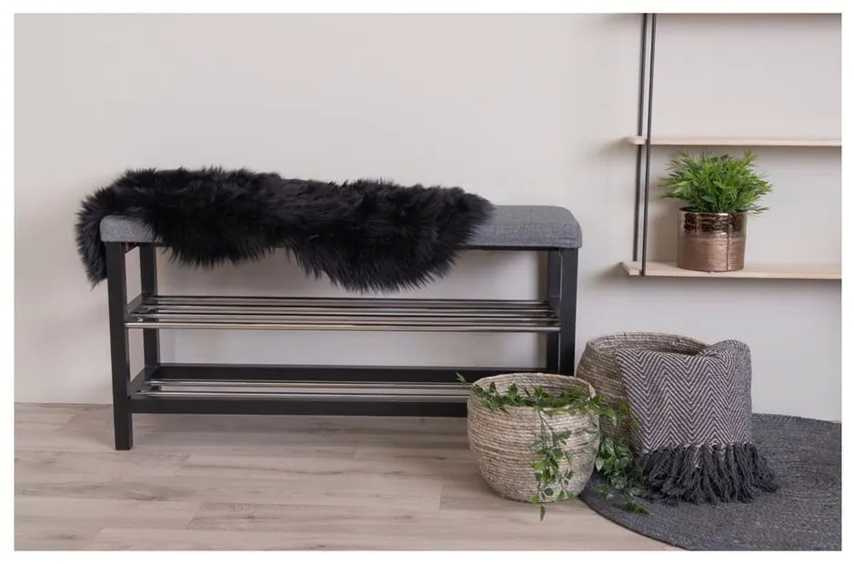 Čierna syntetická kožušina 50x85 cm – House Nordic