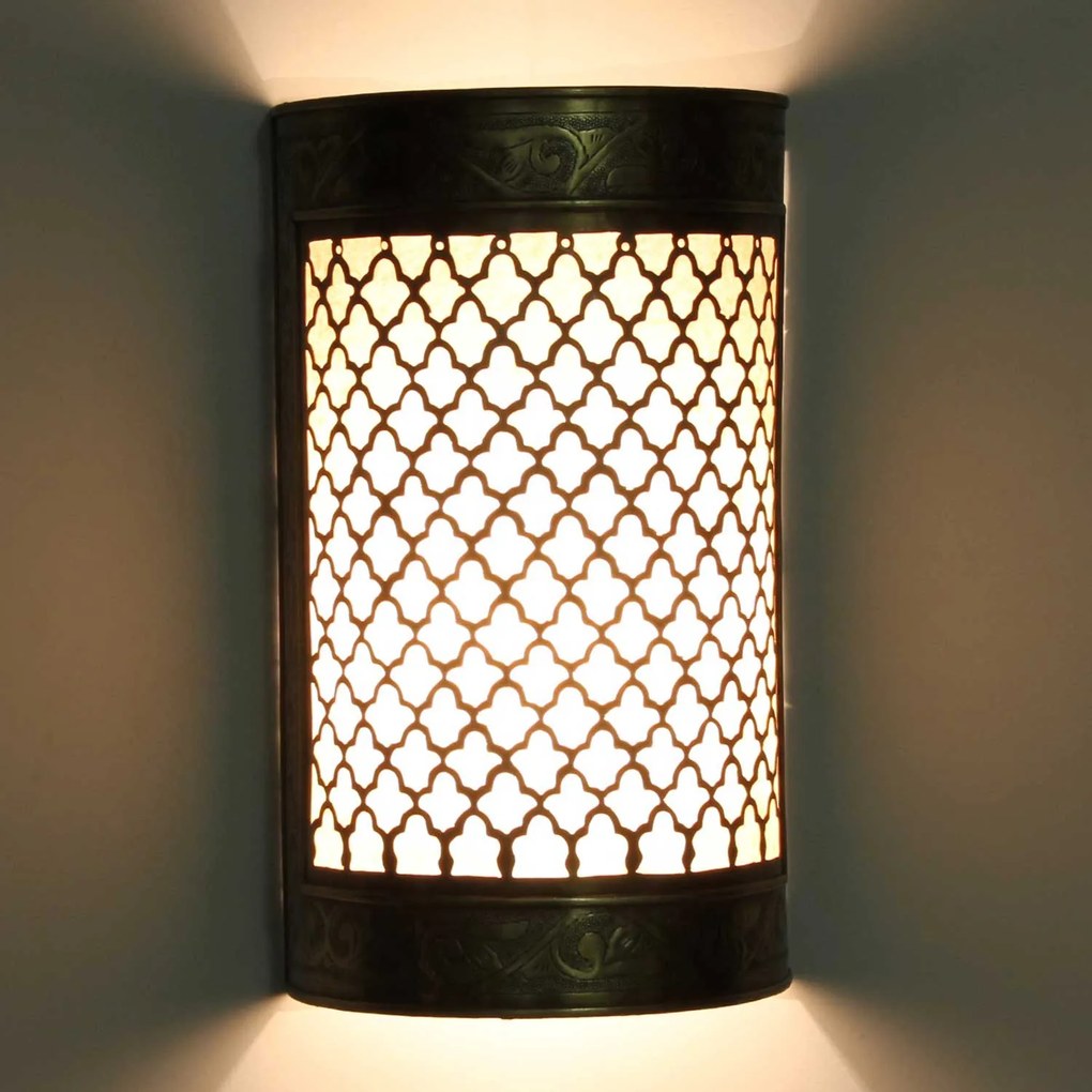 Mosadzná nástenná lampa "Hanin"