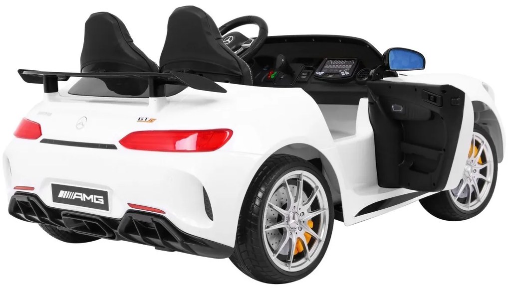 RAMIZ ELEKTRICKÉ AUTÍČKO MERCEDES-BENZ GT R 4 x 4 - LAKOVANÉ - BIELE - 4 x RS550PH-12V - 2 x 12V/7Ah - 2023