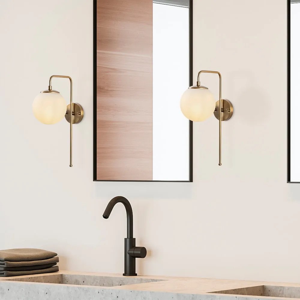 Biele/v mosadznej farbe nástenné svietidlo Viran – Opviq lights