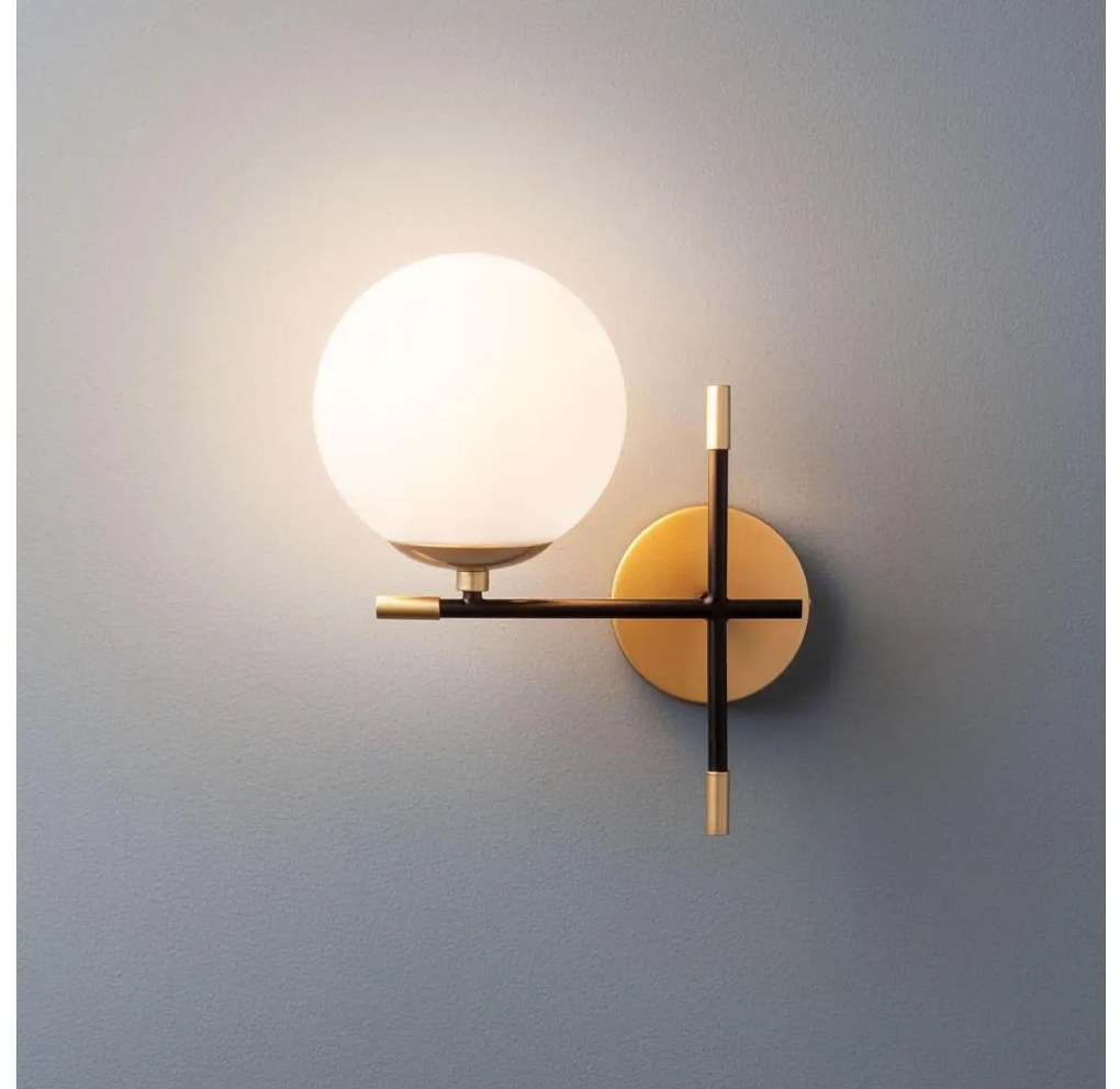 Redo 01-2945 - Nástenné svietidlo ESSENTIAL 1xE14/28W/230V ľavá