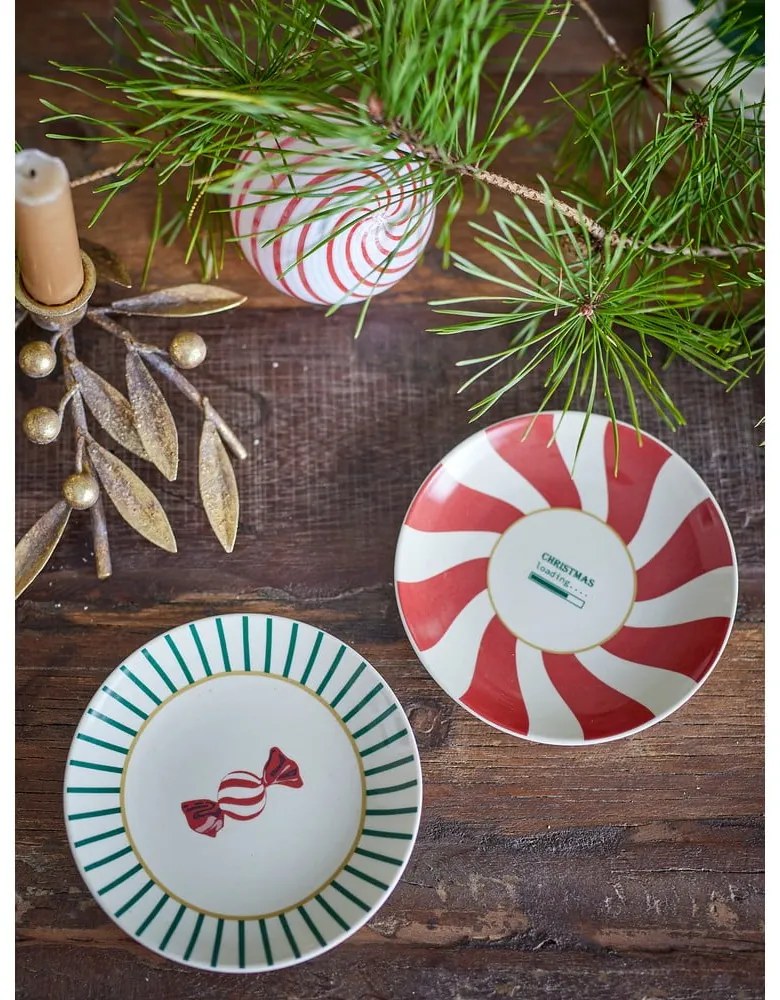 Červeno-krémové dezertné taniere s vianočným motívom z kameniny v súprave 2 ks ø 12,5 cm Yule – Bloomingville