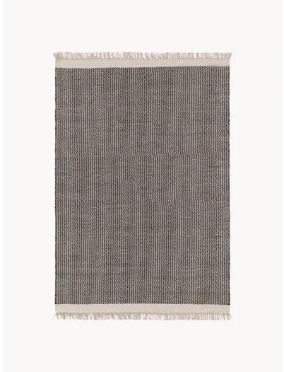 Ručne tkaný vlnený koberec so strapcami Kim