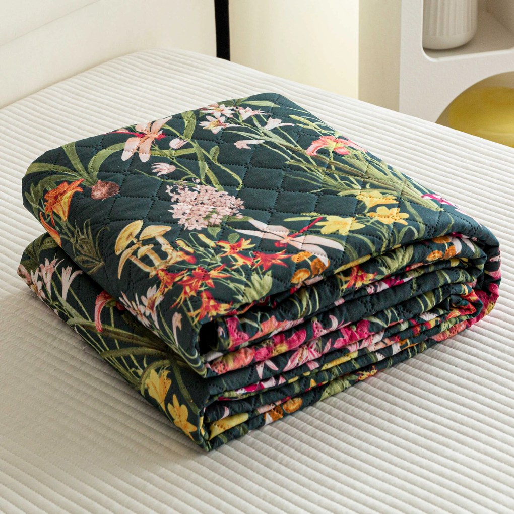 Prehoz na posteľ MYSTIC GARDEN tmavozelený Rozmer: 170 x 210 cm