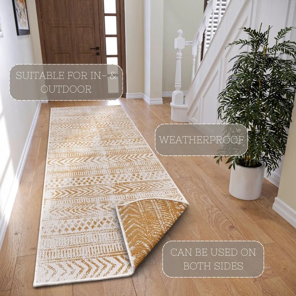 Okrovožlto-biely vonkajší koberec 80x350 cm Biri – NORTHRUGS