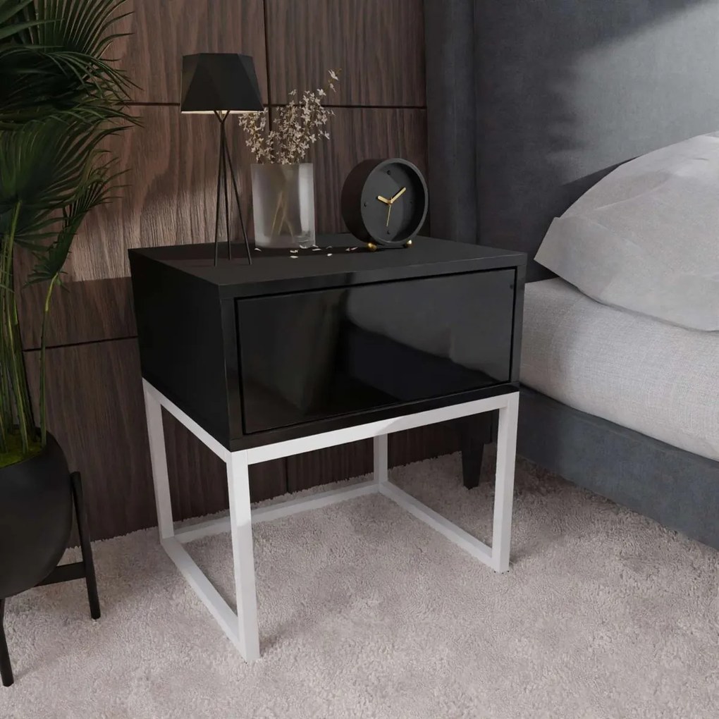 NOČNÝ STOLÍK EDWARD ČIERNY VYSOKÝ LESK + BIELY OCEĽOVÝ PODSTAVEC