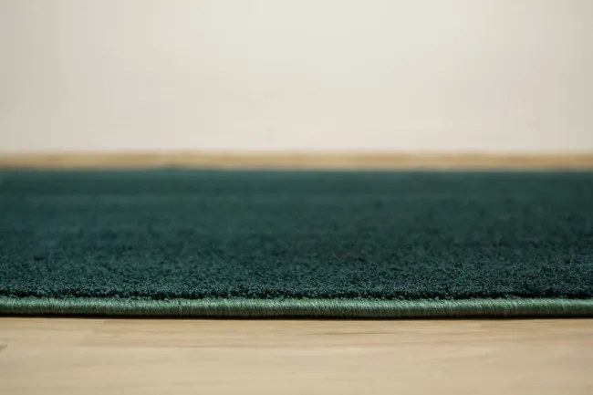 Koberec Eternity Speciaal 40 ab flaškovo zelený