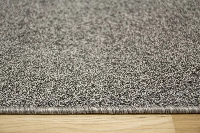 Metrážny koberec Sphinx - Special 177 strieborný / sivý / čierny