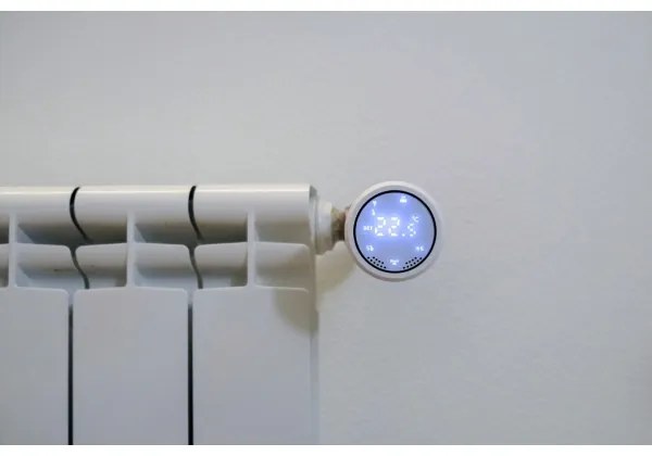 Immax NEO 07732C-SADA 4x Termostatická hlavica+ BRIDGE PRO v3 2xAA/3V Wi-Fi Tuya