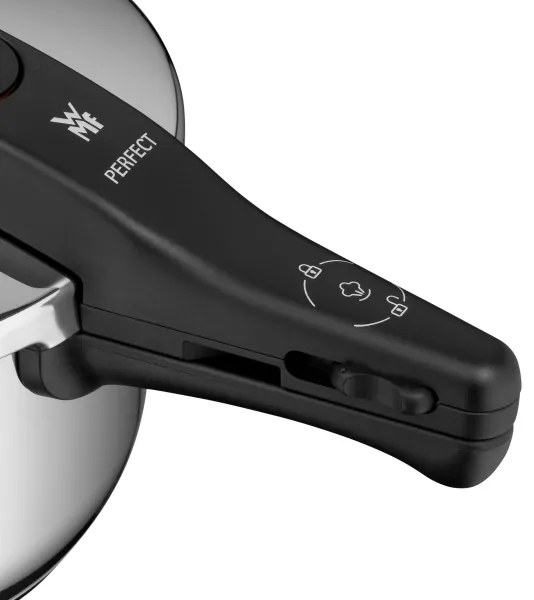 WMF - tlakový hrniec 4,5 l PERFECT nerezová oceľ