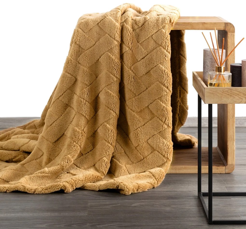 DEKA Z MIKROFLANELU CARO 200X220 CM MEDOVÁ