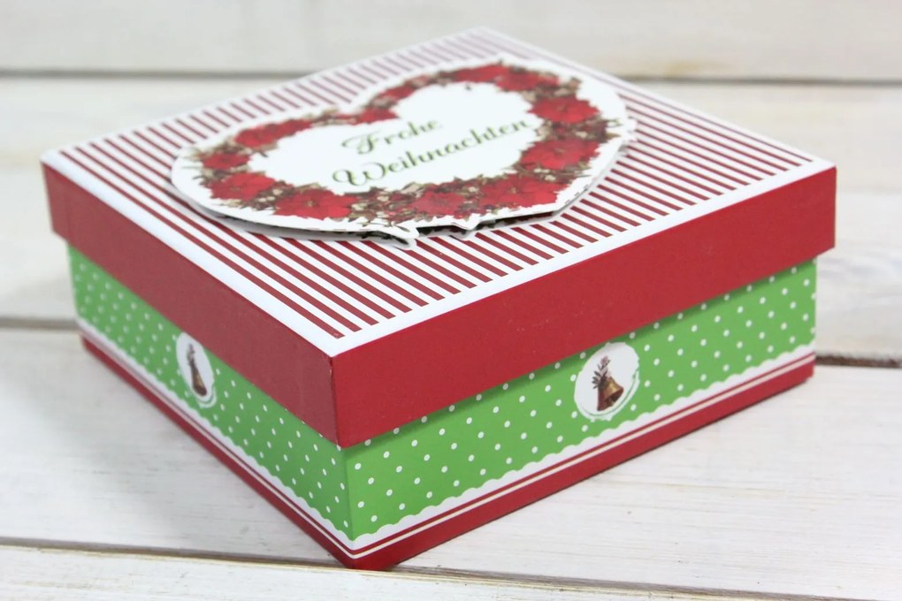 Ozdobná krabica "FROHE WEIHNACHTEN" (13,5x5,5x13,5 cm) 2. - vianočný