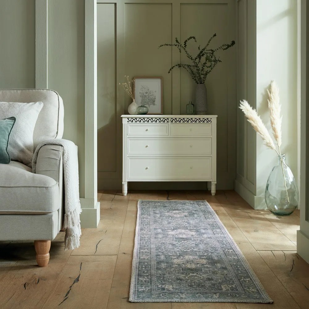 Zelený umývateľný behúň s prímesou recyklovaných vlákien 60x230 cm Windsor – Flair Rugs