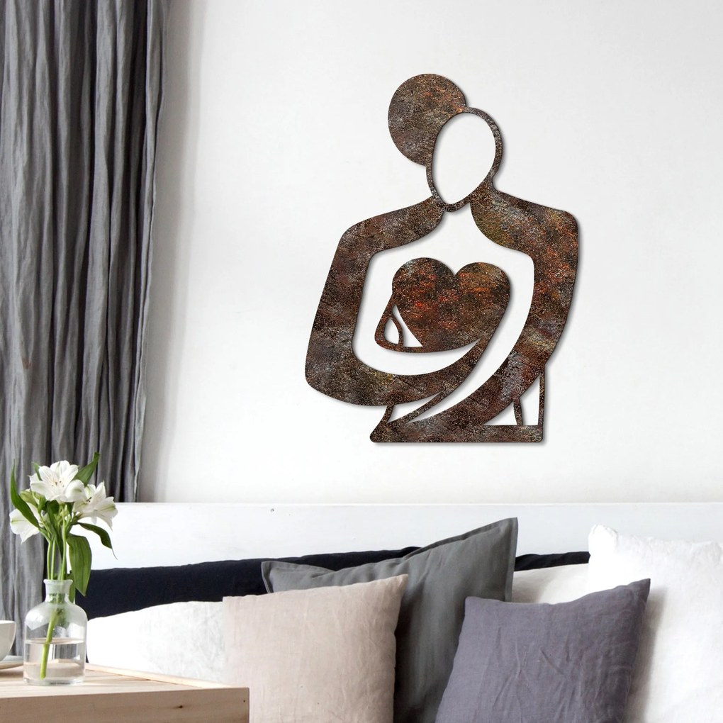 Nástěnná kovová dekorace Rusty Hug vícebarevná