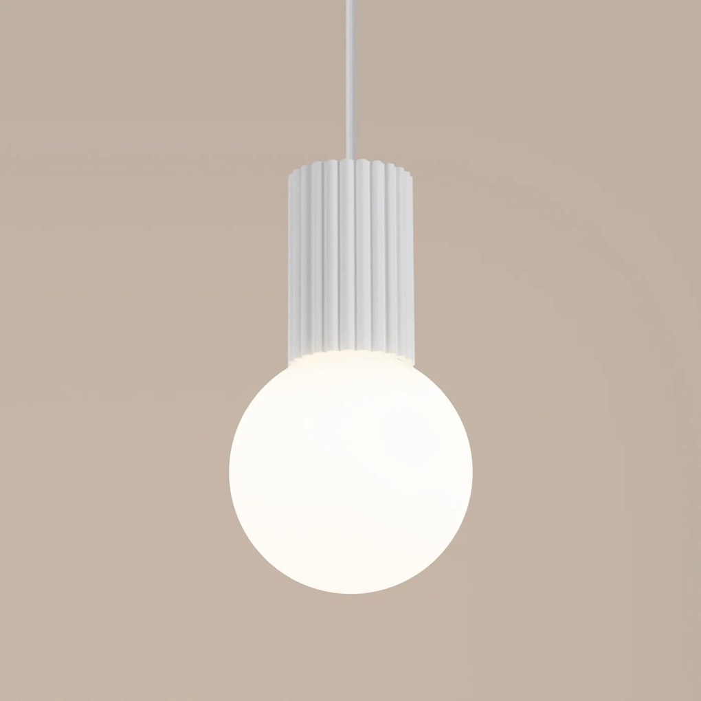 Závesné svietidlo Halo, 1x biele sklenené tienidlo, w