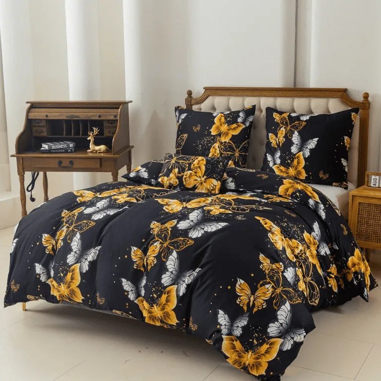 Obliečky z mikrovlákna GOLD BUTTERFLY čierne Rozmer obliečky: 70 x 90 cm | 140 x 200 cm