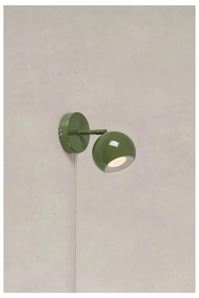 Zelené nástenné svietidlo do zásuvky Pop – Markslöjd