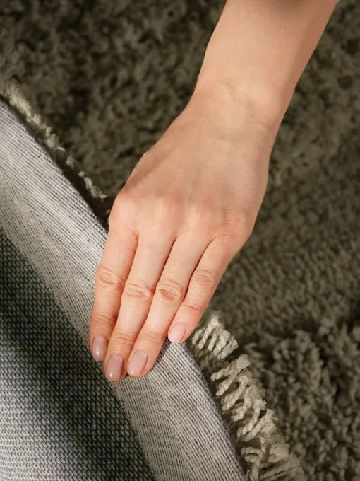 Koberec Ted Baker Lambeth zelený kruh