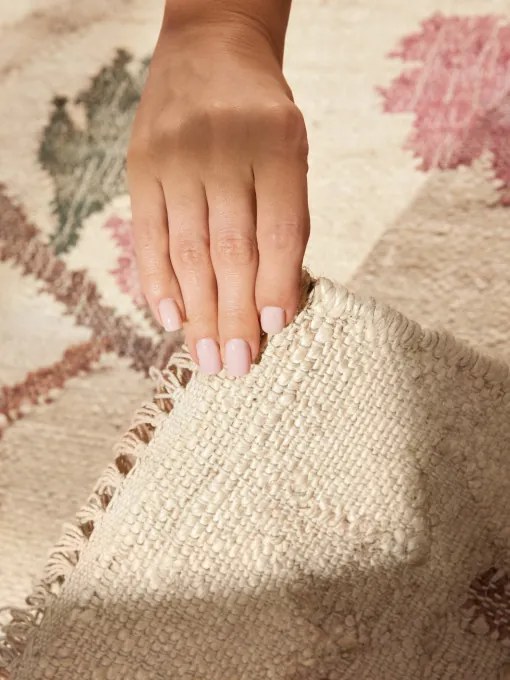 Koberec Elle Decoration Roya Violette krémový / viacfarebný